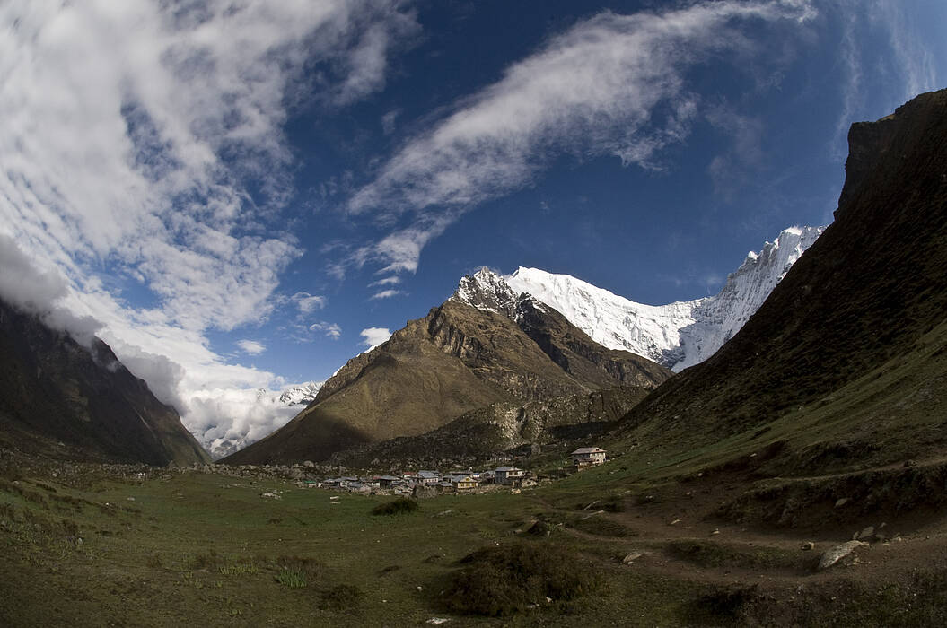 Manaslu Circuit Trek